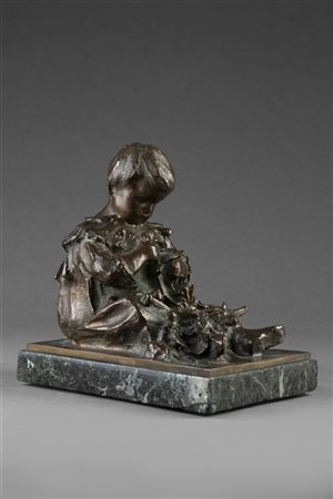 Tarcisio Pogliani "La bimba" 
scultura in bronzo (h cm 15) poggiante su base in