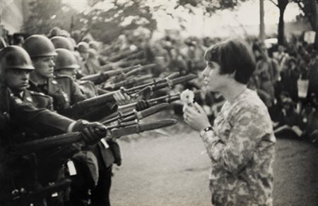 MARC RIBOUD (1923) Flower girl Washington 1968 stampa ai sali d'argento...