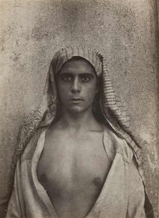 Wilhelm von Gloeden (1856-1931)  - Giovane siciliano, years 1910