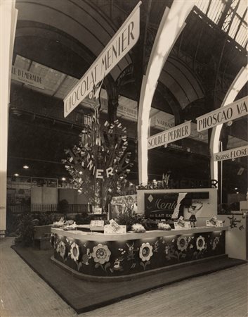 François Kollar (1904-1979)  - Senza titolo (Chocolat Menier), years 1930