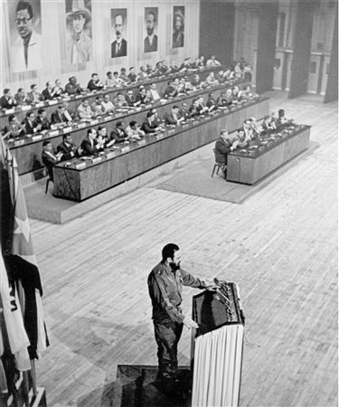 Osvaldo Salas (1914-1992)  - Fidel Castro en la Tri Continental, 1981