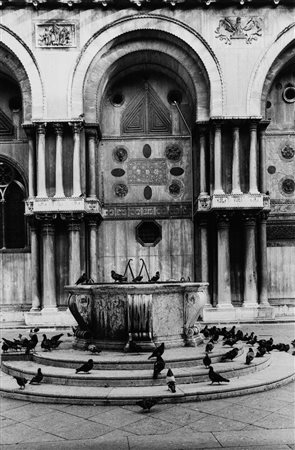 Gianni Berengo Gardin (1930)  - Venezia, Basilica di San Marco, years 1960