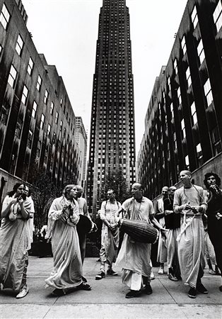 Renzo Muratori (1927-1992)  - New York, Fifth Avenue, years 1960/1970