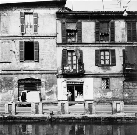 Virgilio Carnisio (1938)  - Milano, Naviglio, years 1970