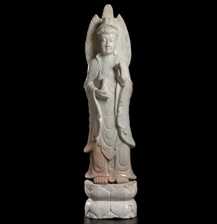 GRANDE GUANYIN IN PIETRA 
Cina, XX secolo