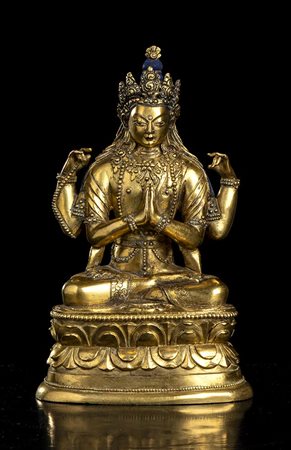SCULTURA IN BRONZO DORATO CON AVALOKITESVARA A QUATTRO BRACCIA 
Mongolia, Scuola di Zanabazar, XVIII secolo