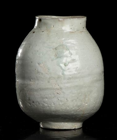 VASO IN CERAMICA INVETRIATA 
Corea, dinastia Joseon, XIX secolo