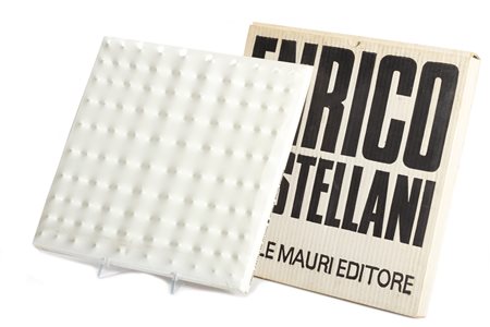 Castellani, Enrico (Castelmassa 1930-Viterbo 2017)  - Estroflessione, 1968