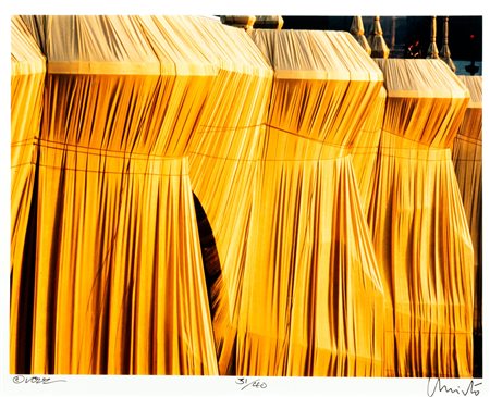 Christo (Gabrovo 1935-New York  2020)  - The Pont Neuf wrapped, Paris, 1975 - 85, 1993