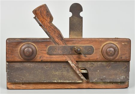STRUMENTO DA FALEGNAME antico strumento da falegname in legno di castagno con...