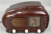 RADIO IN BACHELITE radio in bachelite marca Tesla modello Talisman 308U...