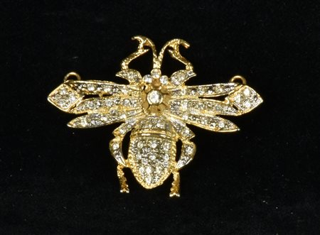 SPILLA in metallo dorato con strass a forma di coleottero Francia, 1930 mm 35x40