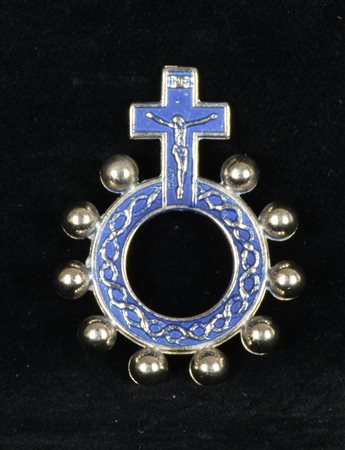 ROSARIO AD ANELLO in metallo argentato e smalto blu Italia, 1950 mm 35x25