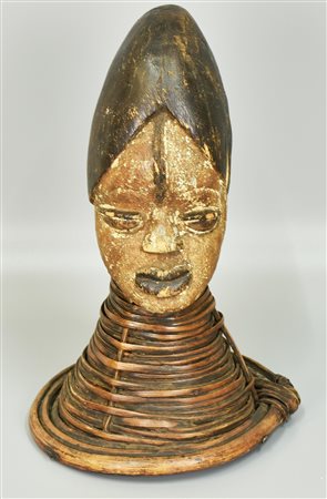 Testa Ekoi - NIGERIA testa in legno intagliato 36x23x19 cm XX secolo Lievi...