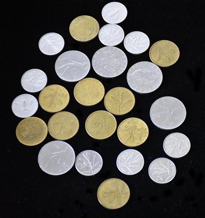 25 MONETE REPUBBLICA ITALIANA 1959 - 10 monete da Lire 2 - 10 monete da Lire...