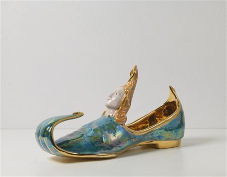 Luigi Ontani (1943) BABBUCCIA ORIENTALE ceramica policroma, cm 15x28x7 Firma...