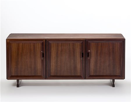 Franco Albini Mobile contenitore a tre ante modello "MB15". Esecuzione Poggi, Pa