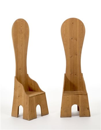 Mario Ceroli Due poltrone della serie "Mobili nella Valle". Produzione Poltronov