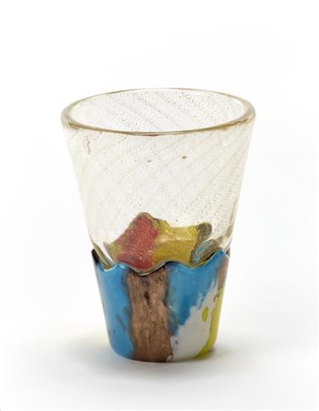 Dino Martens Vaso in vetro soffiato disegno 5780 della serie "Oriente". Esecuzio