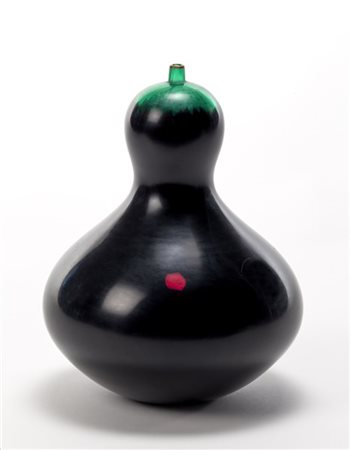 Yoichi Ohira Vaso della serie "Metamorfosi orientale". Esecuzione Livio Serena e