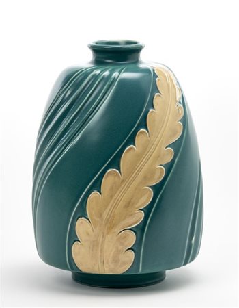 Giovanni Gariboldi Vaso modello "7418". Esecuzione Richard-Ginori S. Cristoforo,