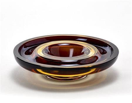 Studio Venini per Pierre Cardin Centrotavola in vetro soffiato trasparente ambra