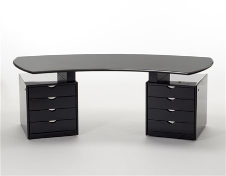 Luigi Caccia Dominioni Scrivania con piano a fagiolo e due cassettiere laterali