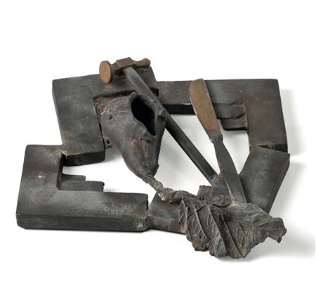 Alik Cavaliere Senza titolo, 1980 bronzo cm 30x5,5x26 firmato e datato in...