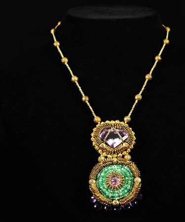 Prisma Viola pendente con grande ametista, gocce di ametista e disco in pavé...