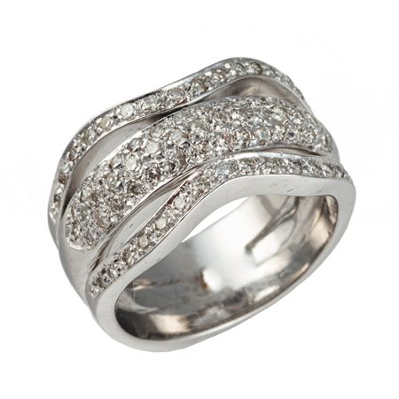 ANELLO in oro bianco 18 KT con diamanti taglio brillante