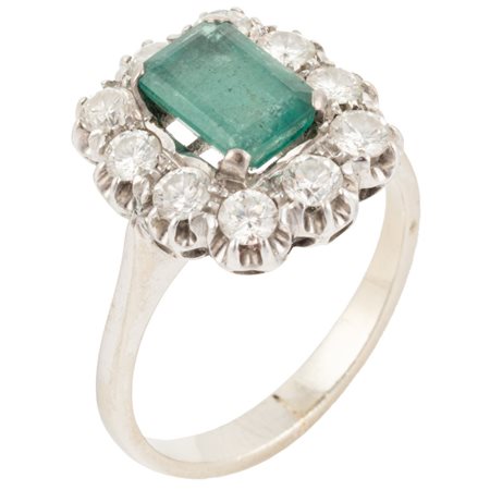 ANELLO in oro bianco 18 KT con brillanti e smeraldo