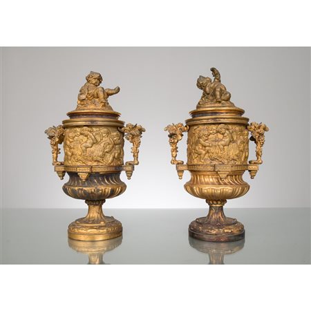 MANIFATTURA FRANCESE XIX SEC. Coppia potiche Napoleone III