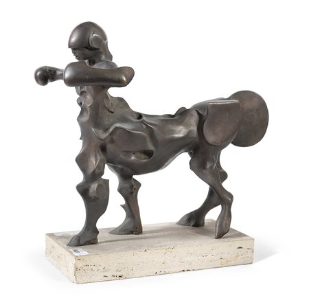 SCULTURA CENTAURO DI CARLO QUATTRUCCI
