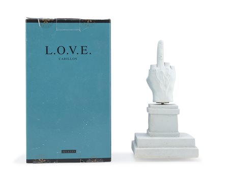 RIPRODUZIONE DA MAURIZIO CATTELAN