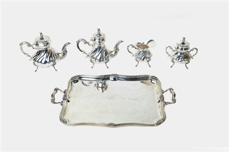 LOTTO DI CINQUE OGGETTI IN ARGENTO