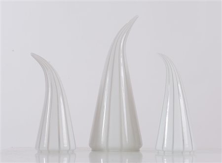 MURANO Tre lampade da tavolo in vetro soffiato. Prod. Murano, Italia, 1970...