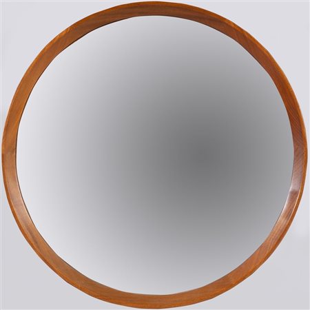 Specchio con cornice in teak e ganci in metallo. Prod. Italia, 1960 ca. Cm...