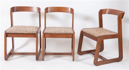 WILLY RIZZO (Attribuito) Sei sedie con struttura in legno e seduta in...