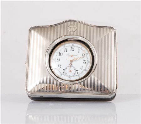 Birmingham, 1913. Portaorologio in argento 925 e legno. Sul lato reca...