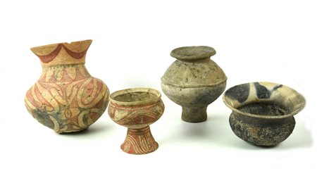 QUATTRO VASI BANG CHIANG DATAZIONE: 600-300 a. C. MATERIA E TECNICA: argilla...