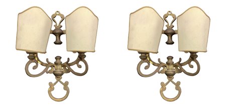 Coppia di applique in metallo dorato a due luci  34x27 cm Co