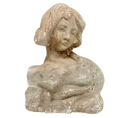 Busto di giovane donna , 1920s  h 22 cm, b 17 cm Scultura in