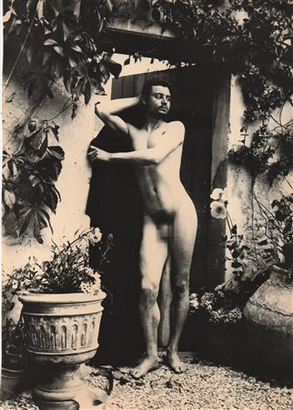 Von Gloeden, Wilhelm (Wismar   1856-Taormina  1931)  - Nudo 