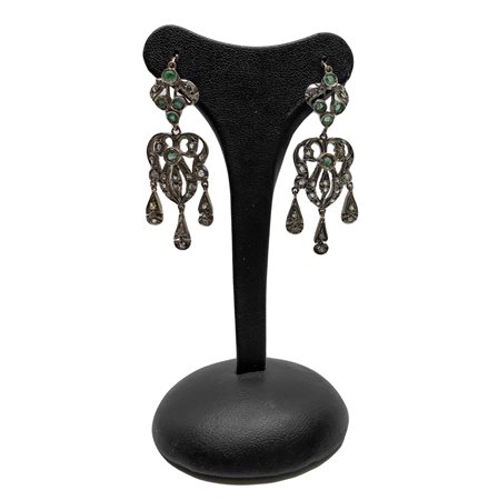 Orecchini Liberty in oro e argento con rosette di brillanti 