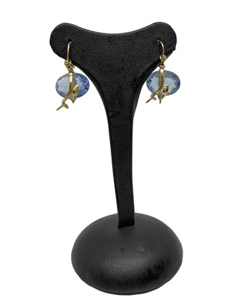 Orecchini in oro   Gr 7.4 Particolare lavorazione a forma di