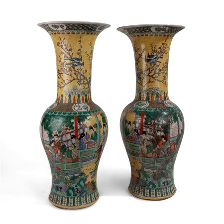 Coppia di importanti vasi cinesi Yen Yen, stile Kangxi