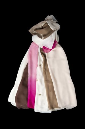 Lotto di sei foulard in chiffon in rosa pallido, sfumato dal beige al marrone,