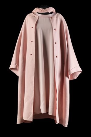 MILA SCHÖN, BIKI
Lotto composto da un cappotto girocollo in double rosa pallido