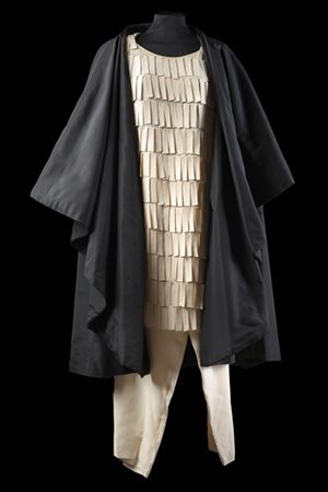 MAURIZIO GALANTE
(attribuito) Lotto composto da un completo color avorio compos