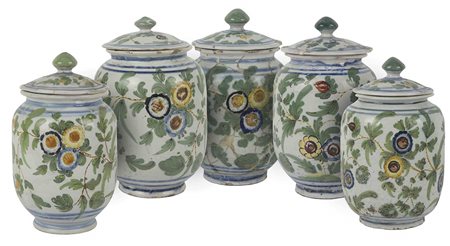 Cinque albarelli con coperchio
PESARO, Fabbrica Casali Callegari, sec. XVIII, seconda metà.